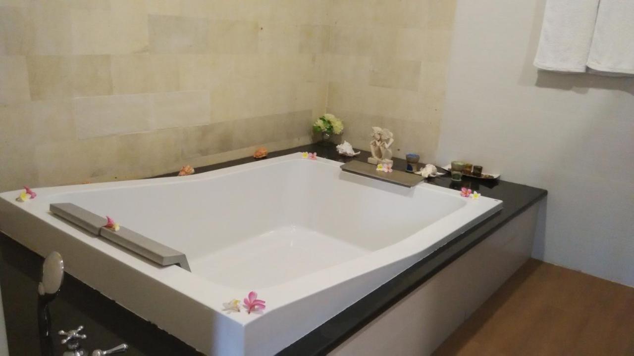 Hotel Melamun Lovina  Luaran gambar