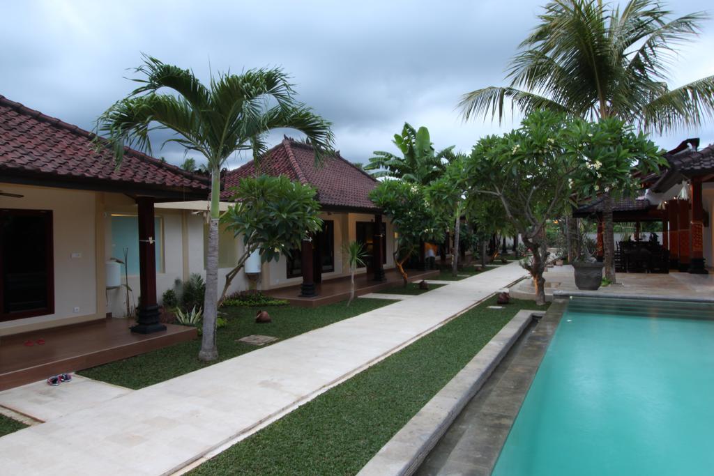 Hotel Melamun Lovina  Luaran gambar