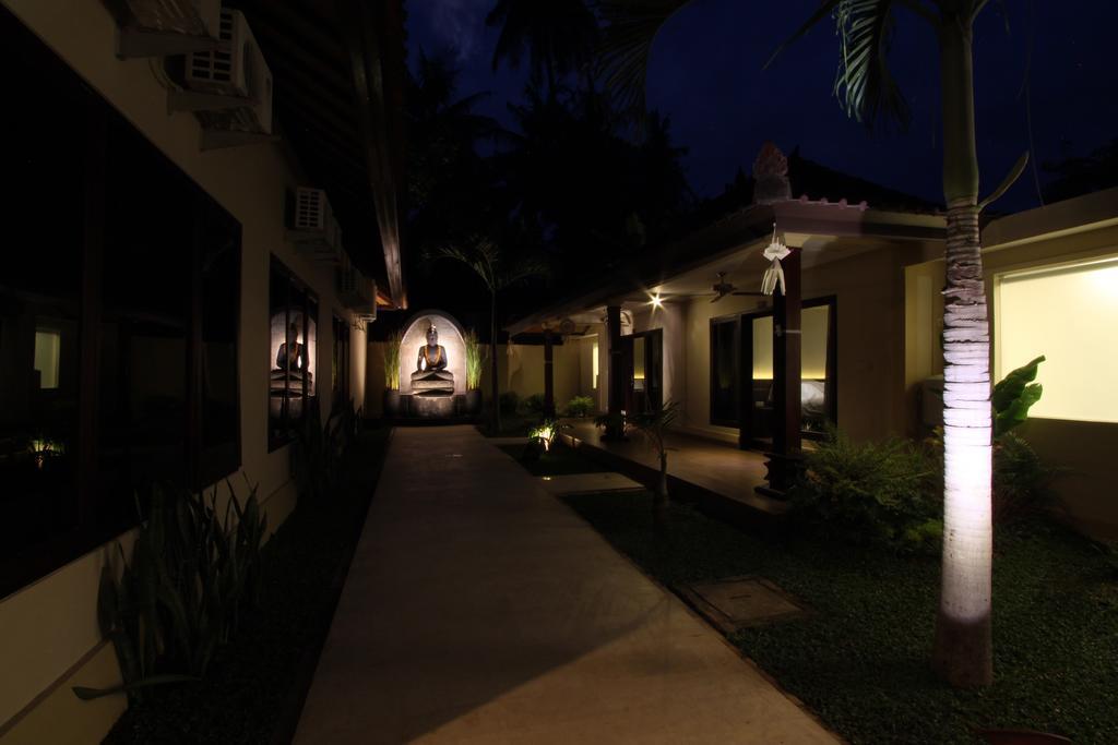 Hotel Melamun Lovina  Luaran gambar