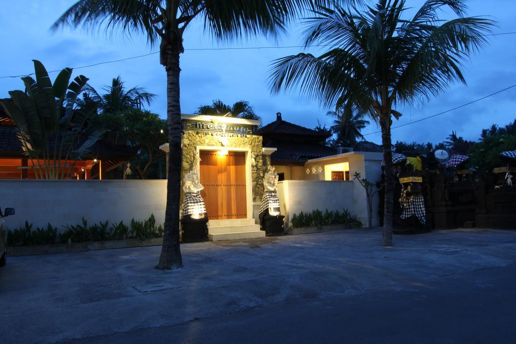 Hotel Melamun Lovina  Luaran gambar