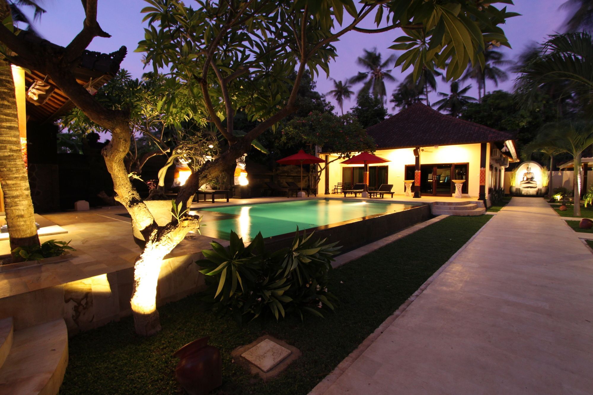 Hotel Melamun Lovina  Luaran gambar
