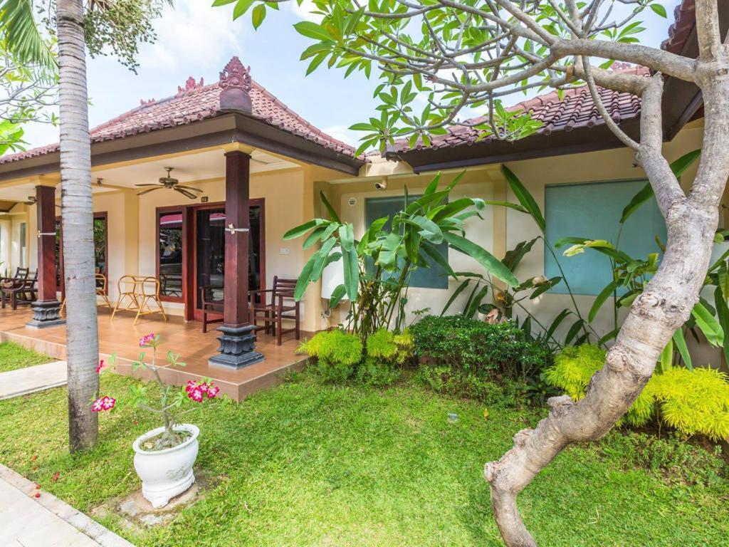 Hotel Melamun Lovina  Bilik gambar